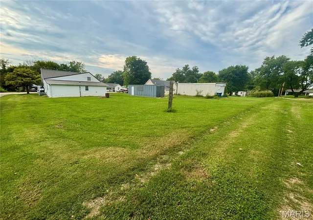 Photo 4 of Single family home for sale at 705 4Th St, Park Hills, MO 63601 | MLS# MIS26054690 | Listing updated on 2026-09-03