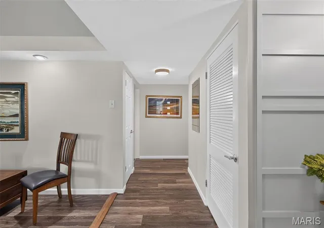 5th image of 8 Haven View Dr, Creve Coeur, MO 63141 | MLS# MIS26054705
