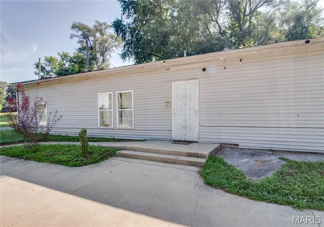 Photo 3 of Multi family home for sale at 91 N Stanley Rd, Cottage Hills, IL 62018 | MLS# MIS26054712 | Listing updated on 2026-08-25