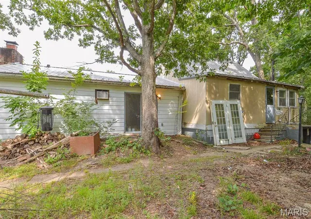 4th image of 3049 Selmaville Rd, Salem, IL 62881 | MLS# MIS26054722