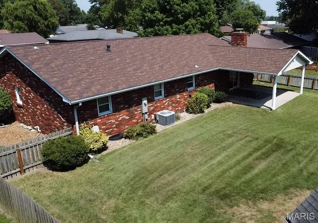 2nd image of 2324 Arnold Dr, Granite City, IL 62040 | MLS# MIS26054726