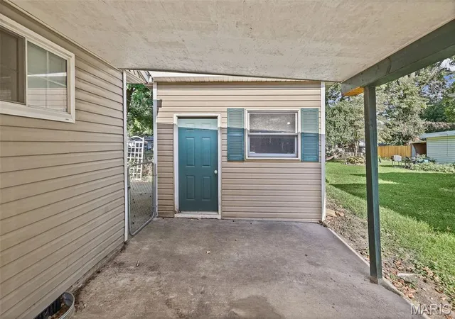 Photo 19 of Sale Pending at 425 S 3rd Street, Caseyville, IL 62232 | MLS# MIS26054731 | Listing updated on 2026-09-14