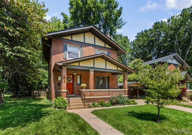 1st image of 425 Church St, Ferguson, MO 63135 | MLS# MIS26054734