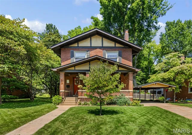 2nd image of 425 Church St, Ferguson, MO 63135 | MLS# MIS26054734