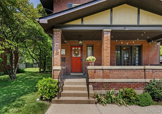 5th image of 425 Church St, Ferguson, MO 63135 | MLS# MIS26054734