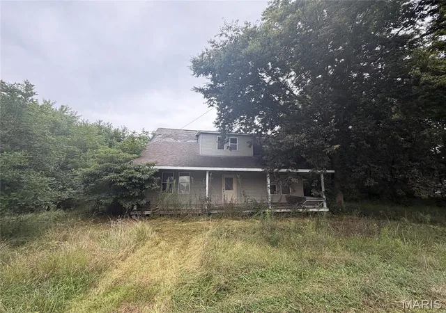 Photo 3 of Land for sale at 529 E Oak St, Brownstown, IL 62418 | MLS# MIS26054737 | Listing updated on 2026-08-25