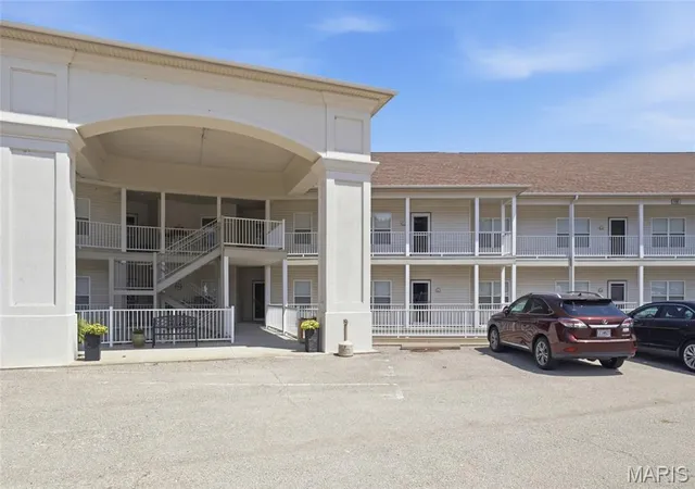 Photo 2 of Condo for sale at 100 Trinity Pointe Dr #2L, Camdenton, MO 65020 | MLS# MIS26054758 | Listing updated on 2026-09-05