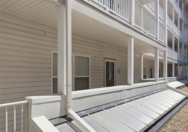 Listing Photo 3 - Condo for sale in building located at 100 Trinity Pointe Dr, Camdenton, MO 65020 - Unit #2L