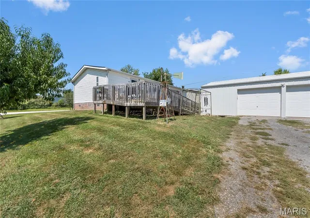 Photo 3 of Manufactured home for sale at 114 Hickory Dr, Jackson, MO 63755 | MLS# MIS26054779 | Listing updated on 2026-09-02