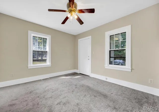 Photo 3 of Sale Pending at 335 S Spencer St, Bethalto, IL 62010 | MLS# MIS26054781 | Listing updated on 2026-10-06