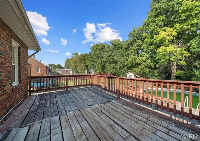 Photo 3 of Single family home for sale at 2707 Gerson Ave, Godfrey, IL 62035 | MLS# MIS26054785 | Listing updated on 2026-10-05