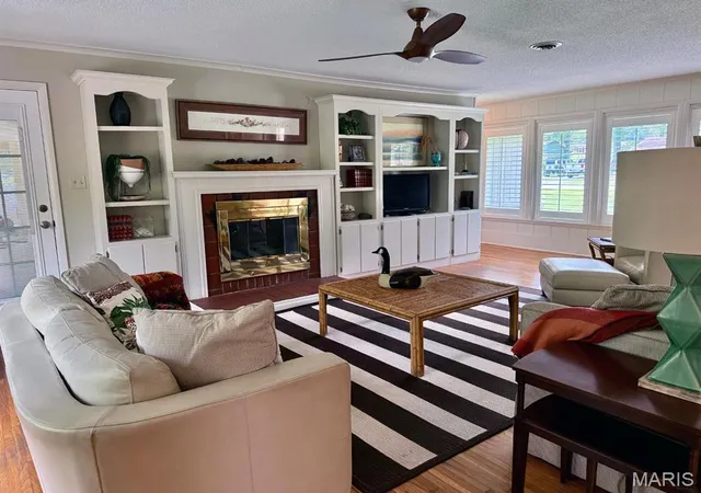 Photo 3 of Single family home for sale at 908 W Bain St, Dexter, MO 63841 | MLS# MIS26054799 | Listing updated on 2026-10-09