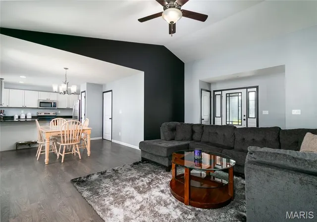 5th image of 505 Lakewood Dr, Moscow Mills, MO 63362 | MLS# MIS26054805