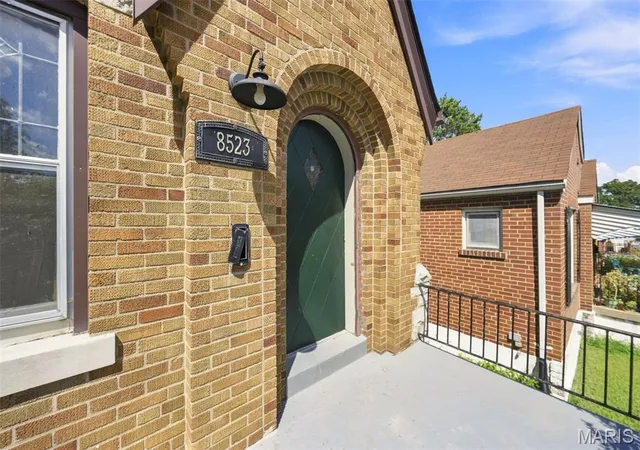 Photo 1 of Single family home for sale at 8523 Philo Ave, Saint Louis, MO 63123 | MLS# MIS26054809 | Listing updated on 2026-10-05