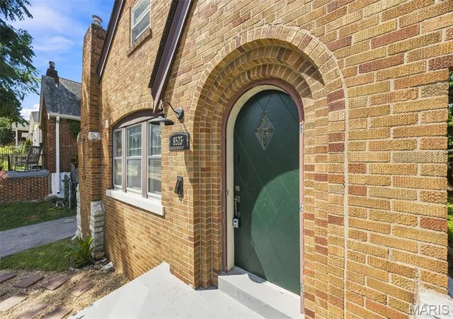 Single family home for sale at 8523 Philo Ave, Saint Louis, MO 63123 | MLS# MIS26054809