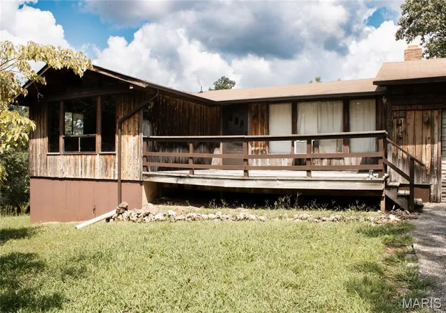 Photo 1 of Sale Pending at 9670 E Lakeview Dr, Bonne Terre, MO 63628 | MLS# MIS26054817 | Listing updated on 2026-09-30