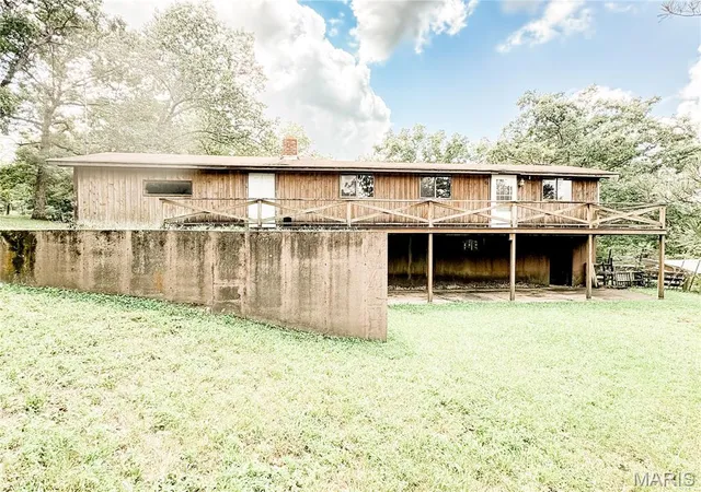 Photo 2 of Sale Pending at 9670 E Lakeview Dr, Bonne Terre, MO 63628 | MLS# MIS26054817 | Listing updated on 2026-09-30