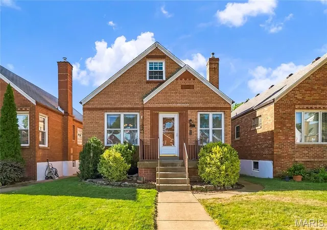 Photo 1 of Sale Pending at 5734 Potomac St, Saint Louis, MO 63139 | MLS# MIS26054818 | Listing updated on 2026-10-05