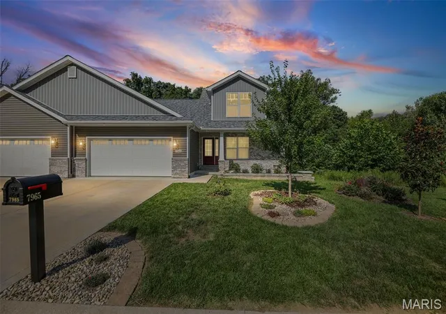 Photo 1 of Single family home for sale at 7965 Shadow Creek Dr, Caseyville, IL 62232 | MLS# MIS26054824 | Listing updated on 2026-09-30