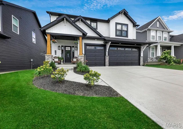 Photo 2 of Single family home for sale at 119 Sommerset Ct, Lake St Louis, MO 63367 | MLS# MIS26054828 | Listing updated on 2026-09-14