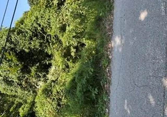 Photo 1 of Land for sale at 9935 Valley Dr, St Louis, MO 63137 | MLS# MIS26054829 | Listing updated on 2026-08-28