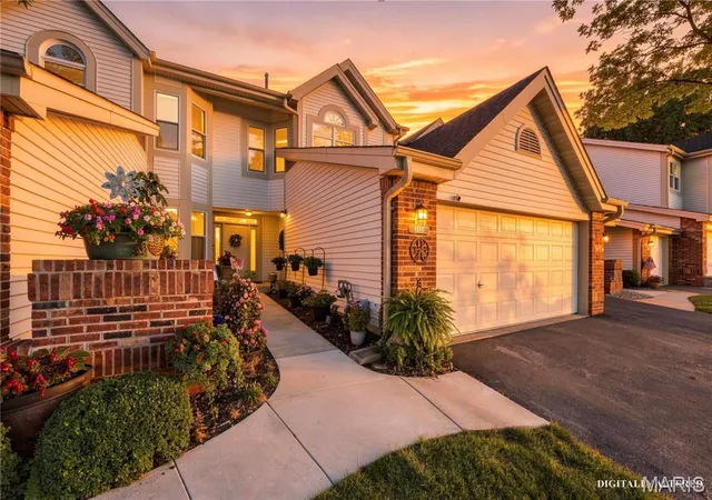 Photo 1 of Condo for sale at 1119 Fld Pointe Ln, Saint Louis, MO 63146 | MLS# MIS26054830 | Listing updated on 2026-09-14