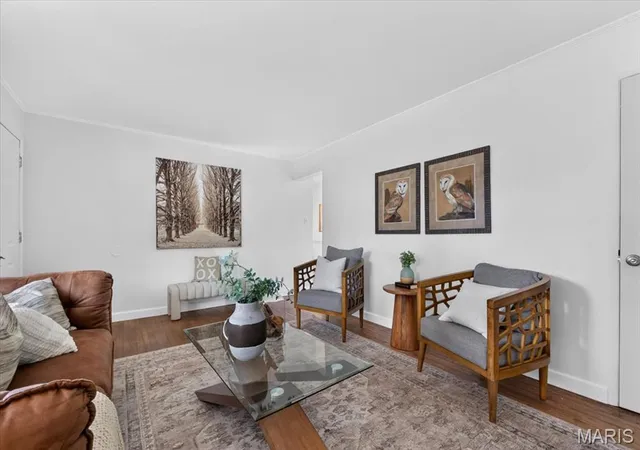 Photo 3 of Sale Pending at 11 Toelle Dr, St Charles, MO 63304 | MLS# MIS26054835 | Listing updated on 2026-08-31