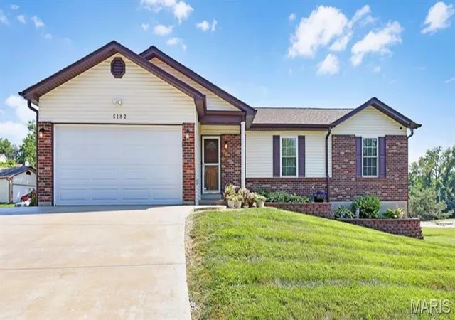 Photo 1 of Sale Pending at 5182 Bristol Rock Rd, Black Jack, MO 63033 | MLS# MIS26054839 | Listing updated on 2026-09-23
