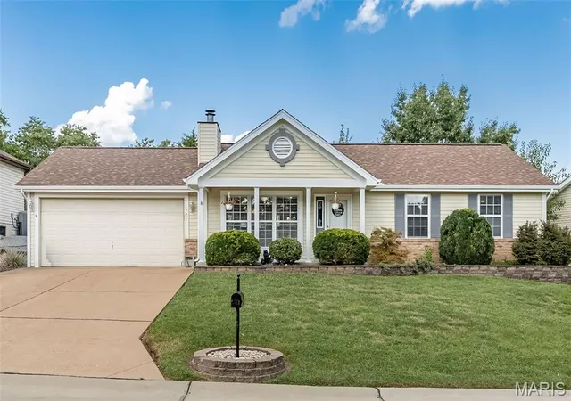 Photo 1 of Sale Pending at 721 Wisdom Ct, Fenton, MO 63026 | MLS# MIS26054856 | Listing updated on 2026-09-08