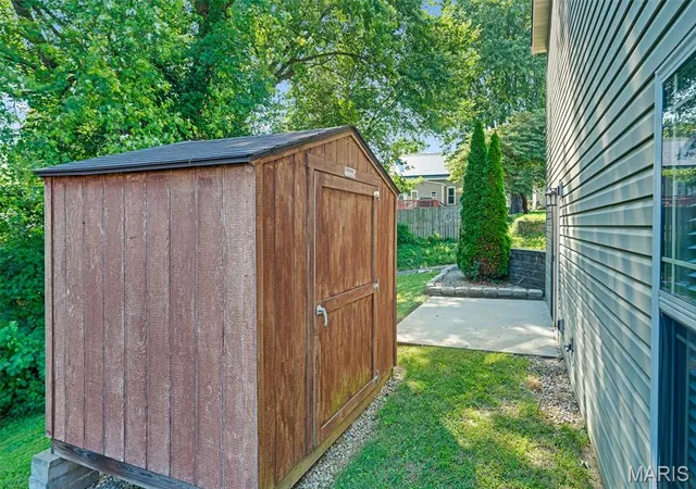 Photo 31 of Sale Pending at 902 Prospect St, Collinsville, IL 62234 | MLS# MIS26054859 | Listing updated on 2026-09-13