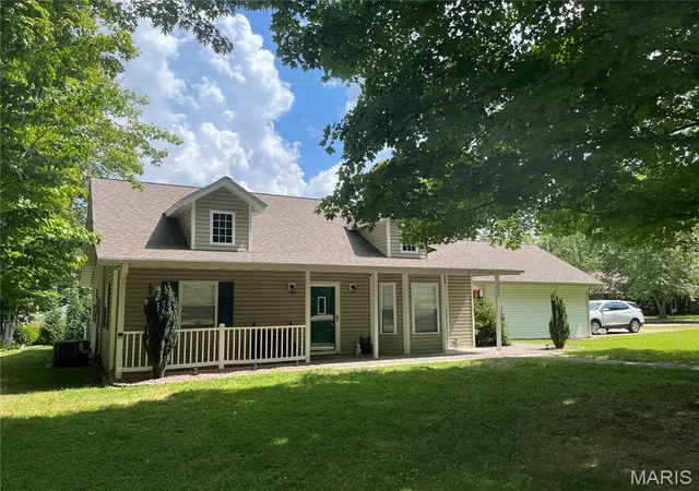 Photo 2 of Single family home for sale at 120 S Main St, Arcadia, MO 63621 | MLS# MIS26054861 | Listing updated on 2026-09-30