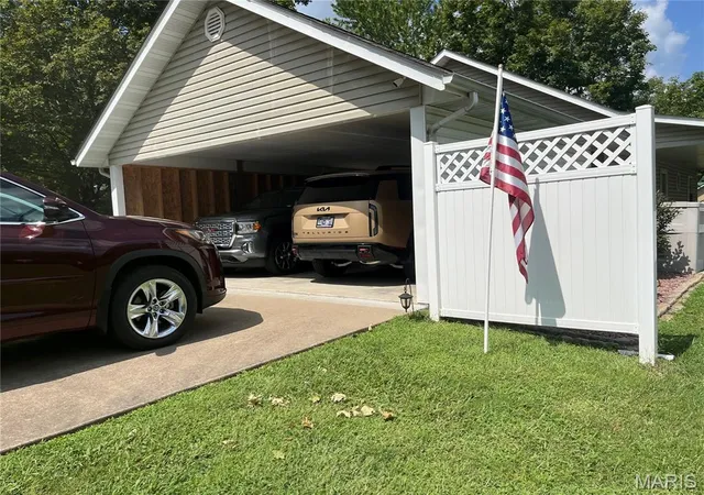3rd image of 120 S Main St, Arcadia, MO 63621 | MLS# MIS26054861