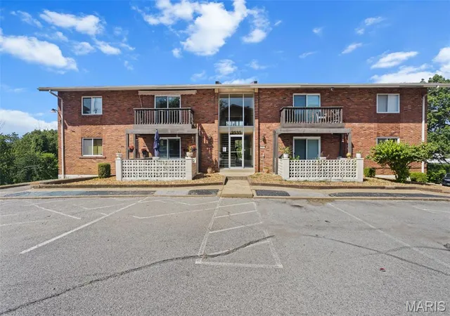 Photo 1 of Sale Pending at 2535 Senator Ct #I, Unincorporated, MO 63125 | MLS# MIS26054874 | Listing updated on 2026-08-31