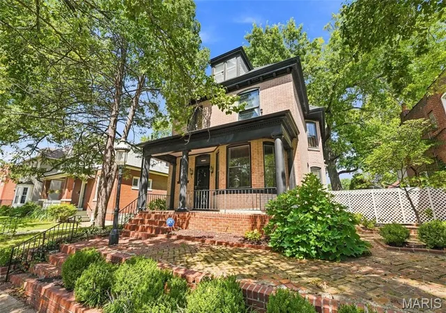 Photo 2 of Single family home for sale at 5253 Devonshire Ave, St Louis, MO 63109 | MLS# MIS26054879 | Listing updated on 2026-09-04