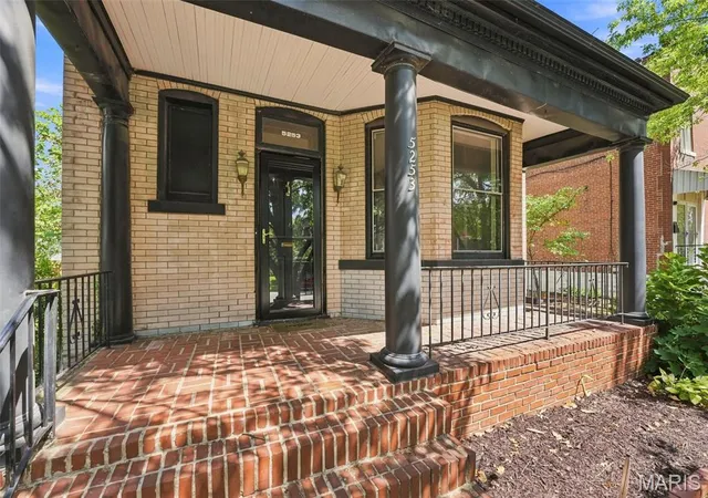 Photo 4 of Single family home for sale at 5253 Devonshire Ave, St Louis, MO 63109 | MLS# MIS26054879 | Listing updated on 2026-09-04