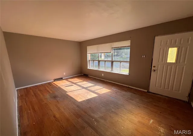 Photo 2 of Single family home for sale at 10147 Mayfair Dr, St Louis, MO 63136 | MLS# MIS26054881 | Listing updated on 2026-08-25