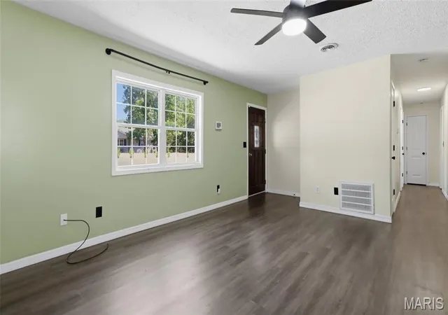 Photo 3 of Single family home for sale at 14990 Turkey, Saint Robert, MO 65584 | MLS# MIS26054882 | Listing updated on 2026-09-06