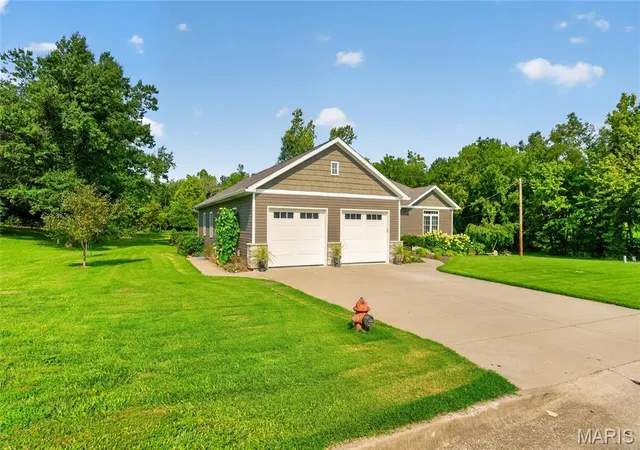 3rd image of 680 Kiefner St, Perryville, MO 63775 | MLS# MIS26054886