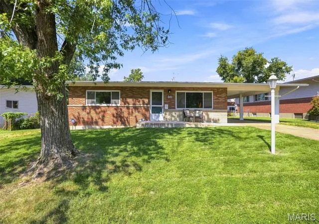 Photo 1 of Single family home for sale at 908 Buckley Rd, Mehlville, MO 63125 | MLS# MIS26054897 | Listing updated on 2026-10-05