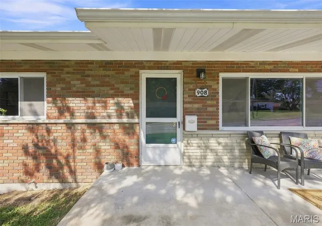 Photo 2 of Single family home for sale at 908 Buckley Rd, Mehlville, MO 63125 | MLS# MIS26054897 | Listing updated on 2026-10-05