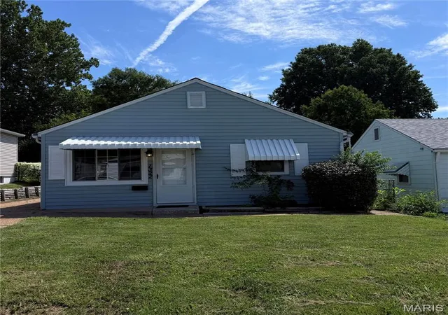 Photo 1 of Sale Pending at 1322 Kraft St, St Louis, MO 63139 | MLS# MIS26054903 | Listing updated on 2026-08-29