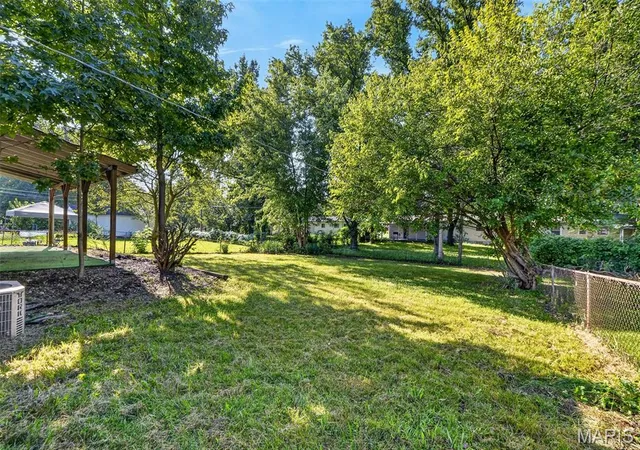 Photo 3 of Single family home for sale at 1424 Farmview Ave, St Louis, MO 63138 | MLS# MIS26054905 | Listing updated on 2026-09-22