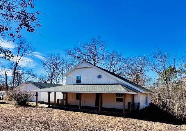 Photo 1 of Single family home for sale at 16144 Horse Shoe Dr, Houston, MO 65483 | MLS# MIS26054911 | Listing updated on 2026-09-02