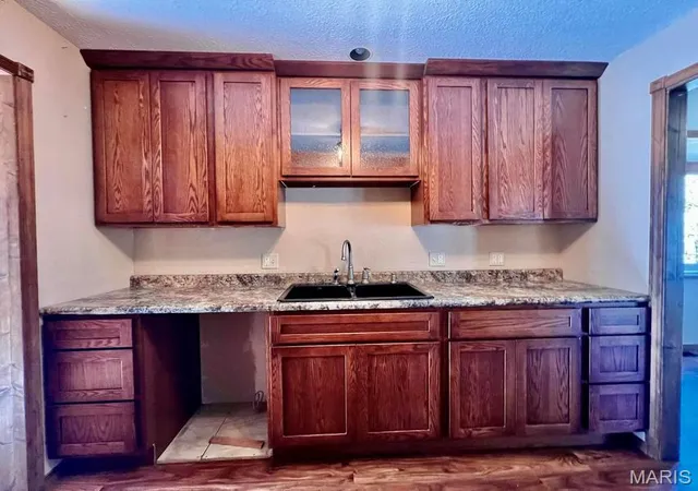 Photo 4 of Single family home for sale at 16144 Horse Shoe Dr, Houston, MO 65483 | MLS# MIS26054911 | Listing updated on 2026-09-02