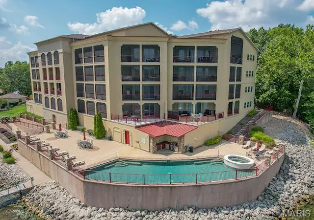 2nd image of 3168 Twin Rivers Pt, Camdenton, MO 65020