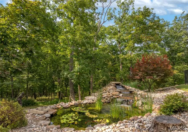 Photo 3 of Sale Pending at 2530 Alpine Trails Dr, Innsbrook, MO 63390 | MLS# MIS26054935 | Listing updated on 2026-08-30