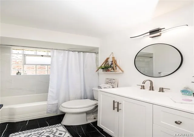 Photo 4 of Single family home for sale at 314 Charing Ln, St Louis, MO 63125 | MLS# MIS26054961 | Listing updated on 2026-08-26