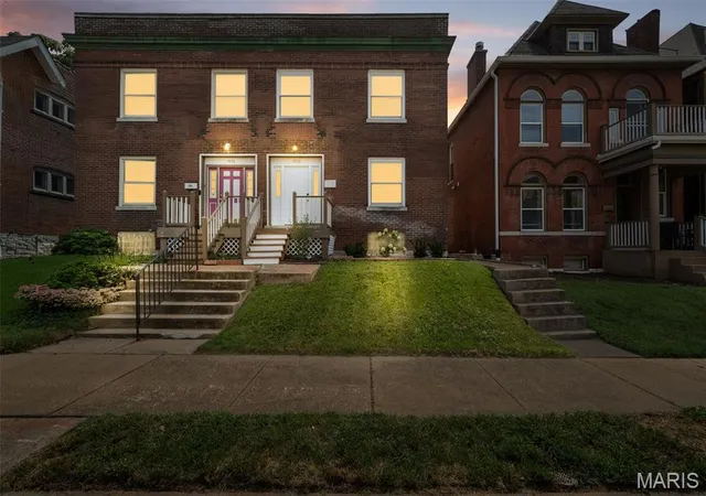 Townhouse for sale at 4018 Castleman Ave, St Louis, MO 63110 | MLS# MIS26054969