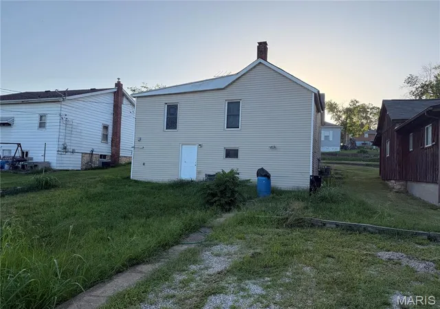 14th image of 717 S 4th St, De Soto, MO 63020 | MLS# MIS26054973