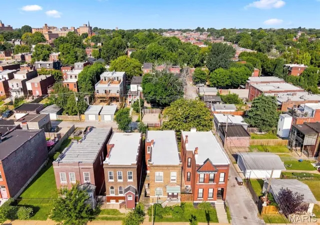 Photo 3 of Sale Pending at 3419 Wisconsin Ave, St Louis, MO 63118 | MLS# MIS26054982 | Listing updated on 2026-09-04